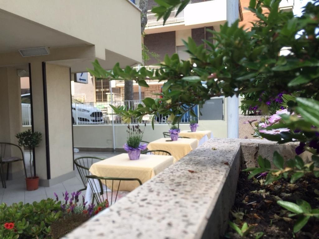 Hotel Abay Rimini Ngoại thất bức ảnh