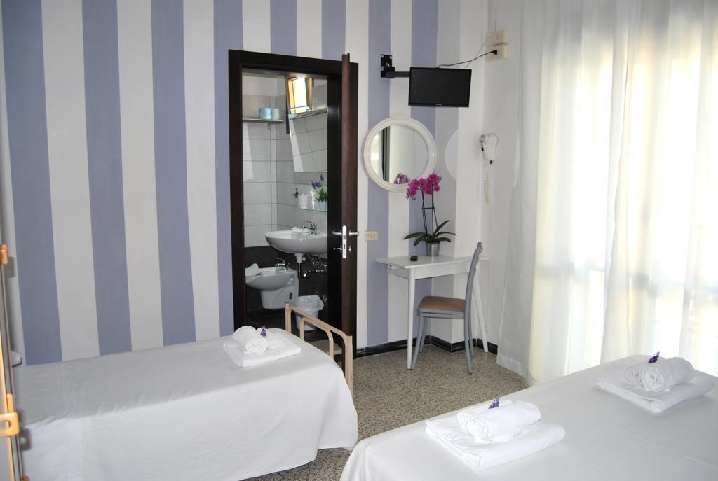 Hotel Abay Rimini Ngoại thất bức ảnh