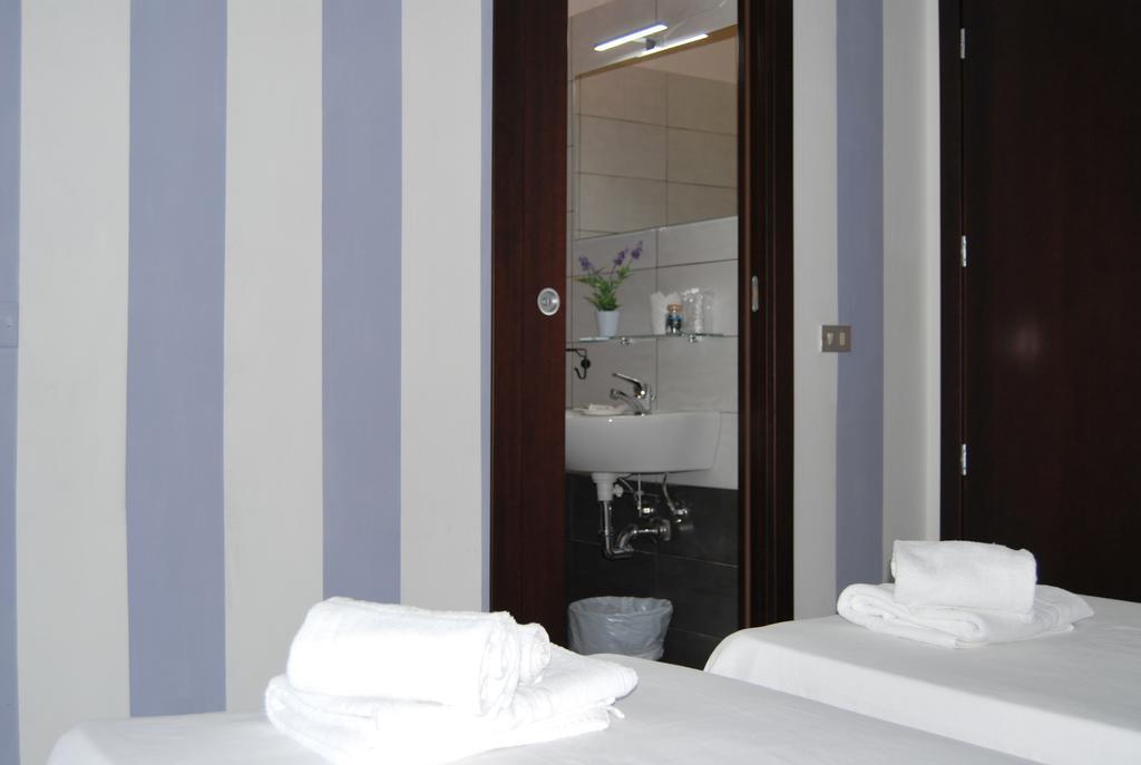 Hotel Abay Rimini Ngoại thất bức ảnh