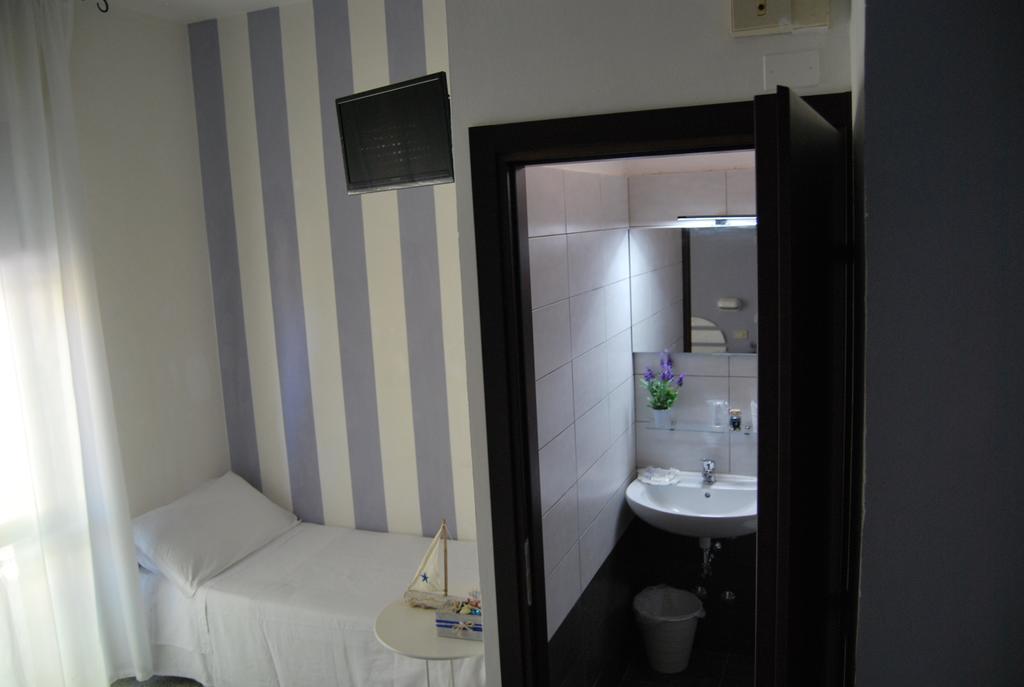 Hotel Abay Rimini Ngoại thất bức ảnh