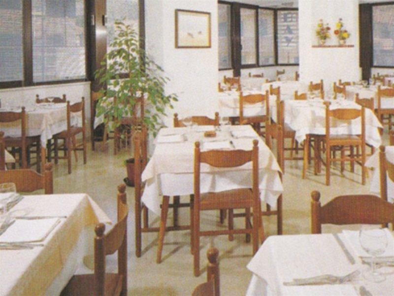 Hotel Abay Rimini Ngoại thất bức ảnh